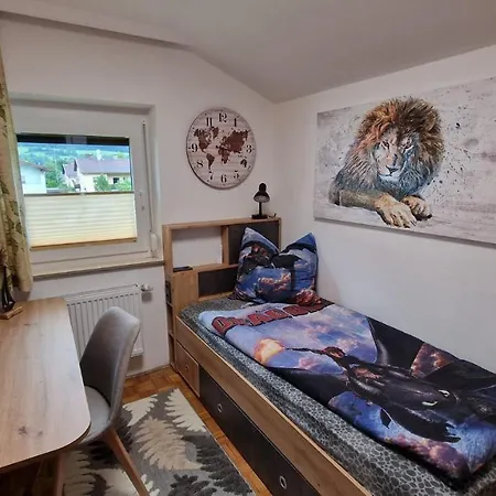 بيت للعطل S'klingi-haus